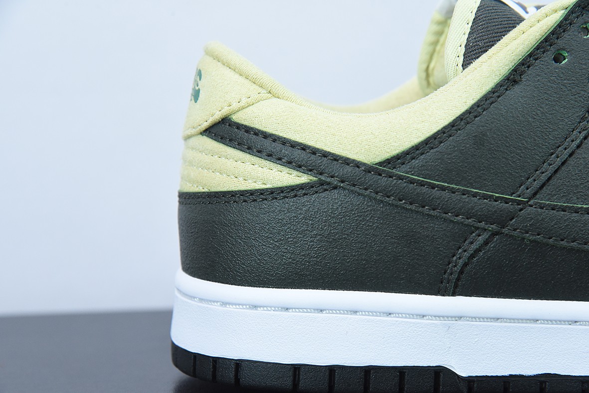 Nk SB Dunk Low Nk SB Dunk Low