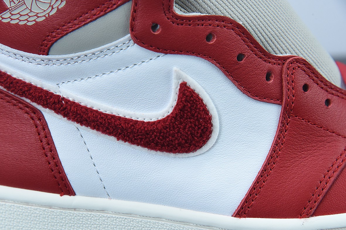 Air Jordan 1 High OG WMNS “Newstalgia” Air Jordan 1 High OG WMNS “Newstalgia”