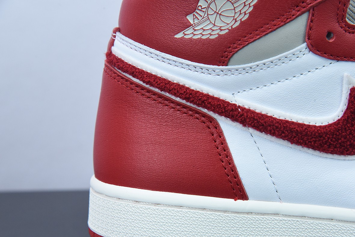 Air Jordan 1 High OG WMNS “Newstalgia” Air Jordan 1 High OG WMNS “Newstalgia”