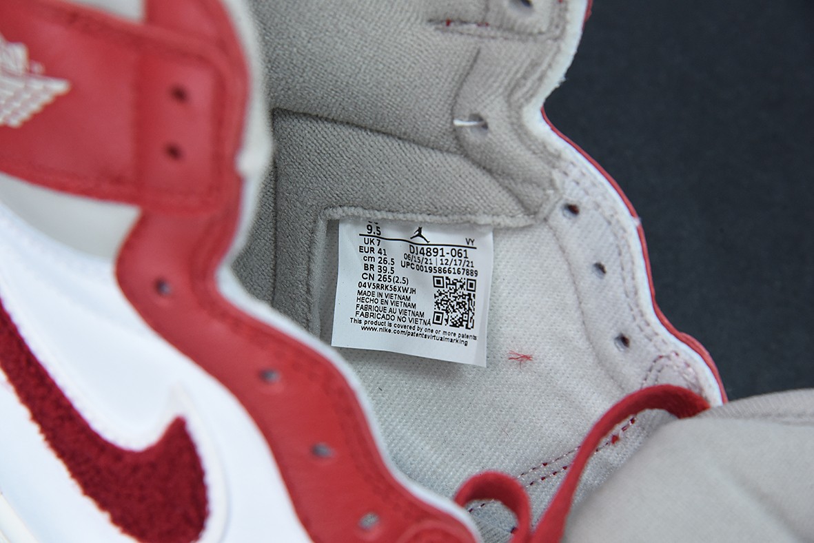 Air Jordan 1 High OG WMNS “Newstalgia” Air Jordan 1 High OG WMNS “Newstalgia”