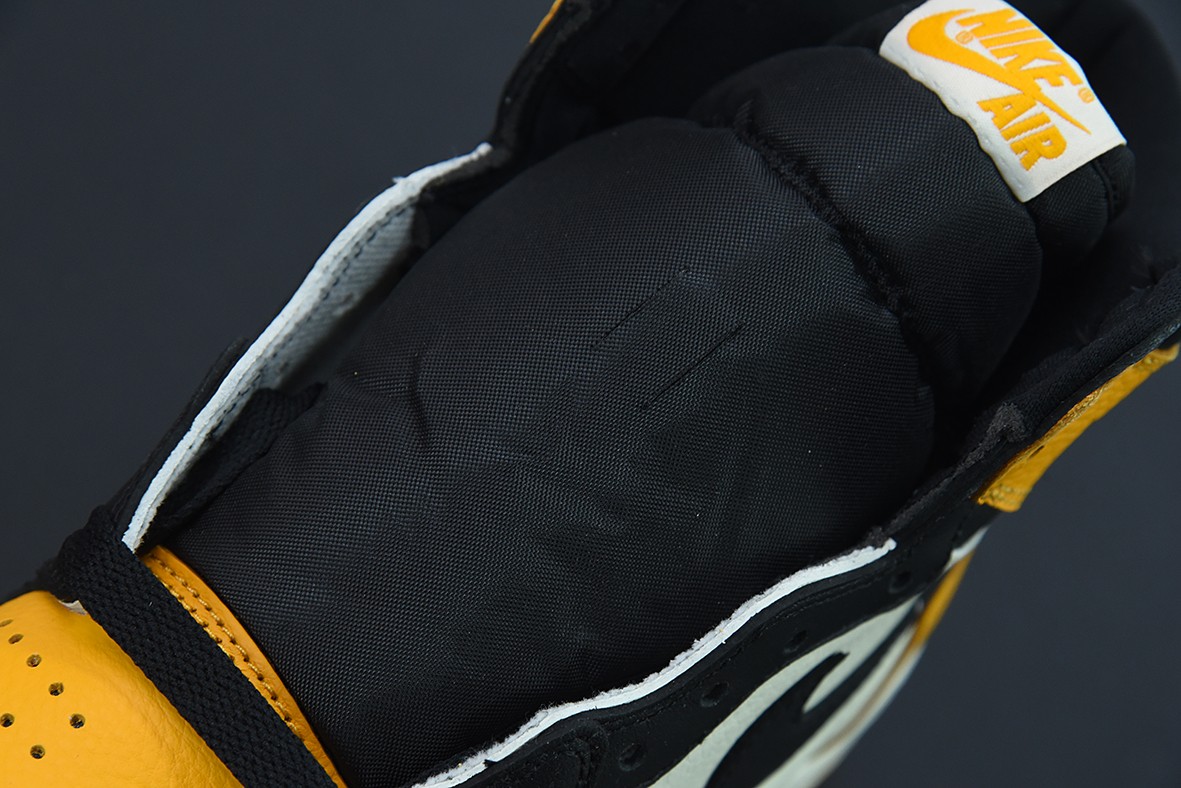 Air Jordan 1 High OG “Yellow Toe” Air Jordan 1 High OG “Yellow Toe”