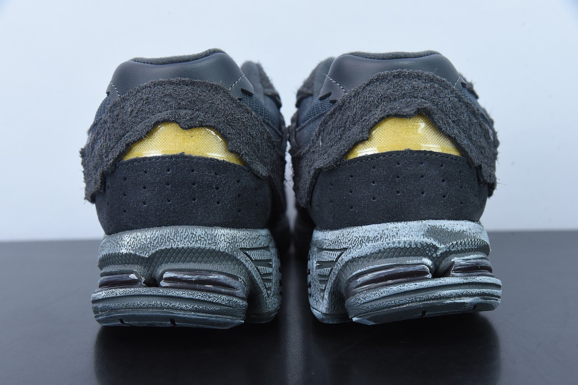 New Balance 2002R Protection Pack Phantom New Balance 2002R Protection Pack Phantom