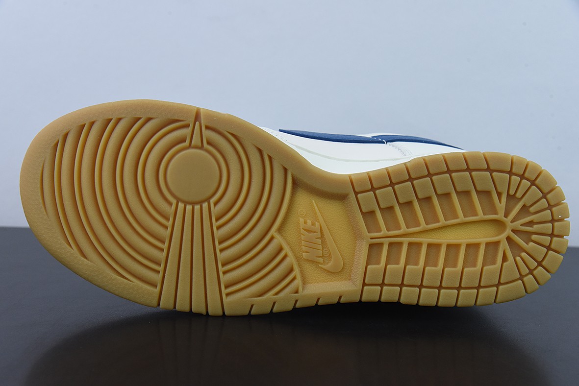NK Dunk Low Retro NK Dunk Low Retro