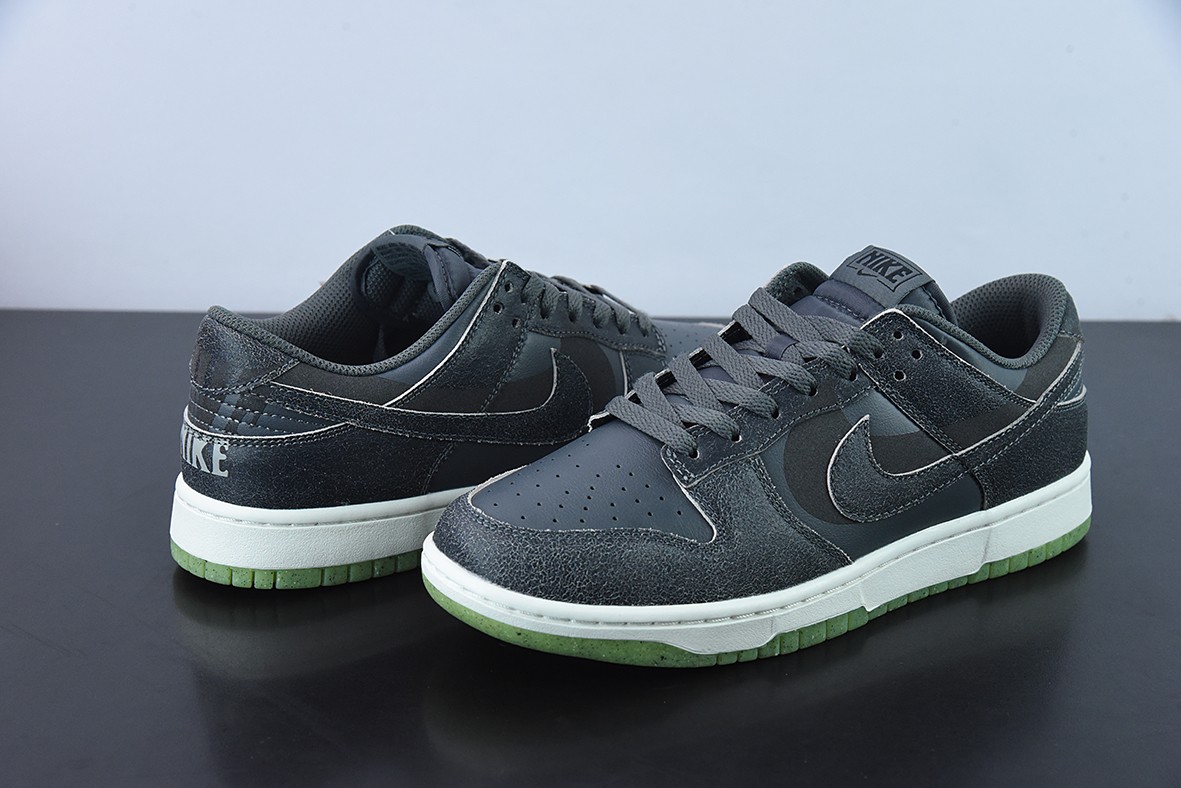 SB Dunk Low SB Dunk Low