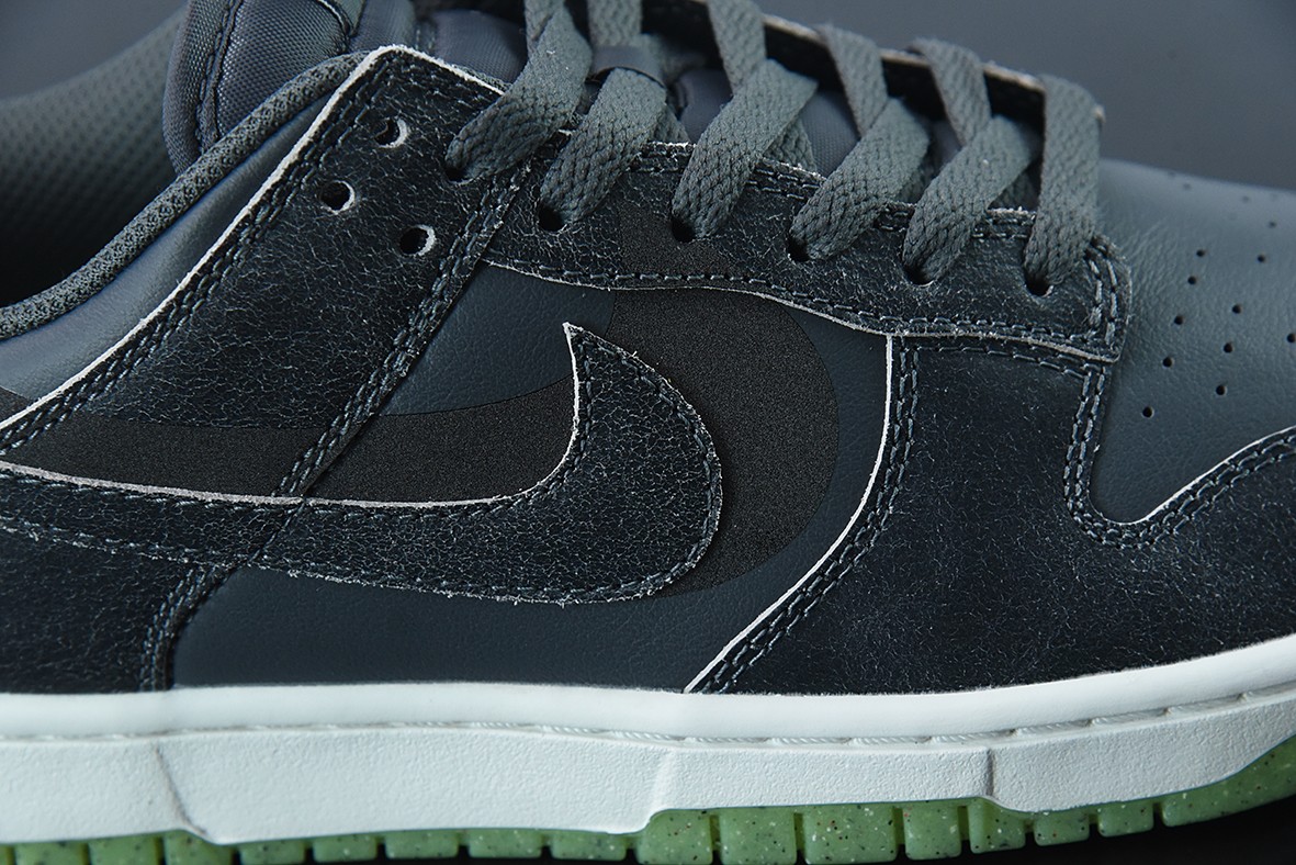 SB Dunk Low SB Dunk Low