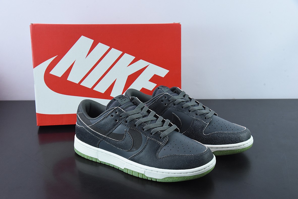 SB Dunk Low SB Dunk Low
