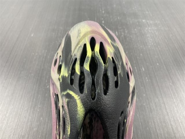 Yeezy Foam RNNR “MX CARDON Yeezy Foam RNNR “MX CARDON