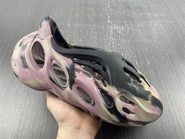 Yeezy Foam RNNR “MX CARDON Yeezy Foam RNNR “MX CARDON