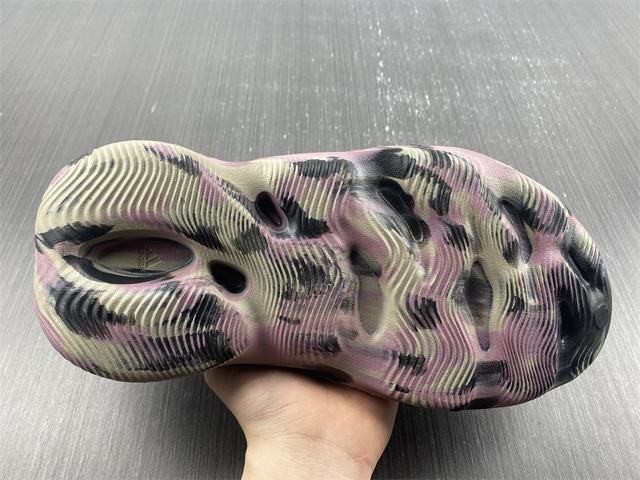 Yeezy Foam RNNR “MX CARDON Yeezy Foam RNNR “MX CARDON