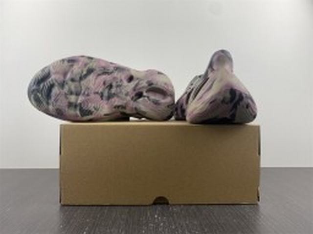 Yeezy Foam RNNR “MX CARDON Yeezy Foam RNNR “MX CARDON