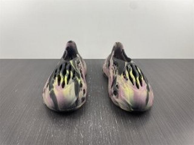 Yeezy Foam RNNR “MX CARDON Yeezy Foam RNNR “MX CARDON