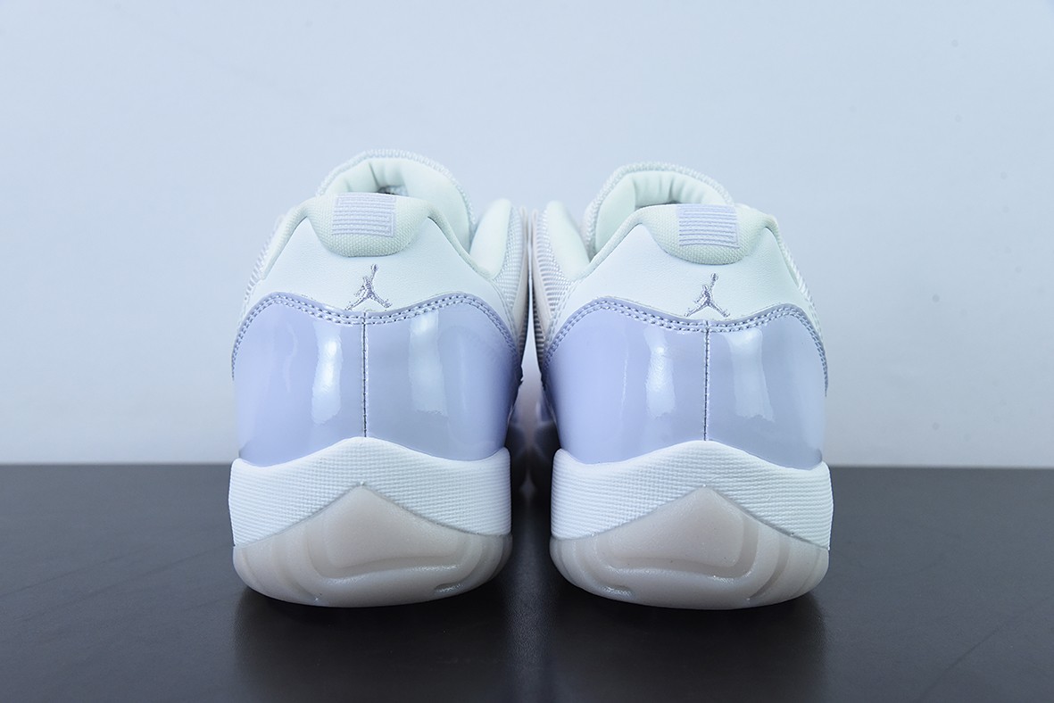 AJ11 Retro Low AJ11 Retro Low