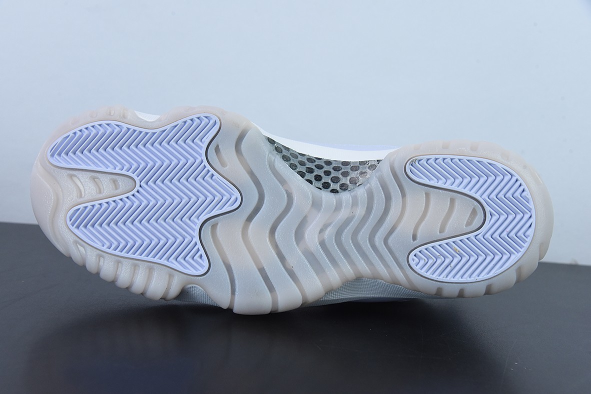 AJ11 Retro Low AJ11 Retro Low
