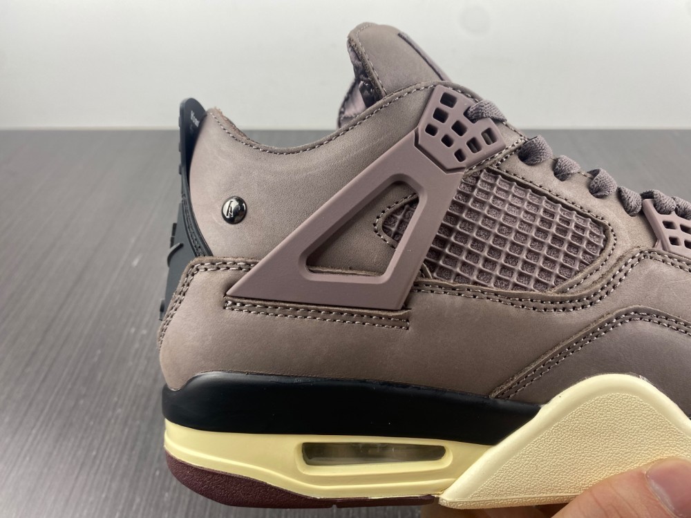 Jordan 4 Retro A Ma Maniére Violet Ore Jordan 4 Retro A Ma Maniére Violet Ore
