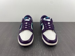 Nike Dunk Low “Chenille Swoosh” Nike Dunk Low “Chenille Swoosh”