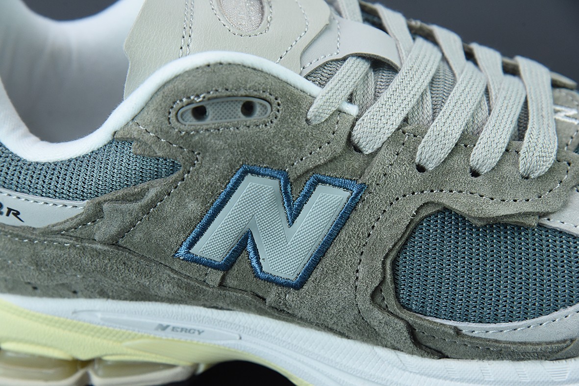 New Balance 2002R New Balance 2002R