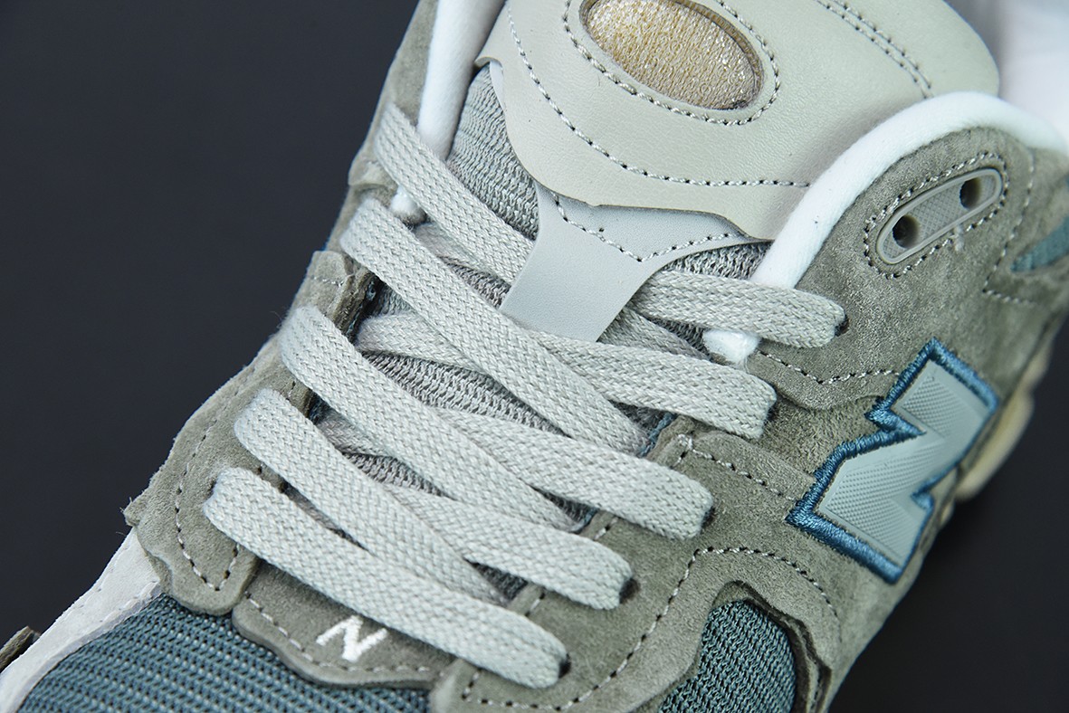 New Balance 2002R New Balance 2002R