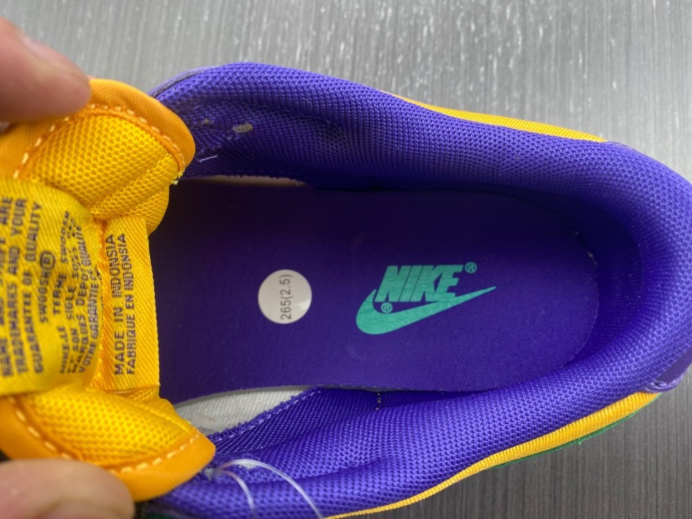 Nike Dunk Low LX Lisa Leslie Nike Dunk Low LX Lisa Leslie