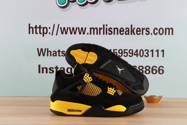 Air Jordan 4 Thunder