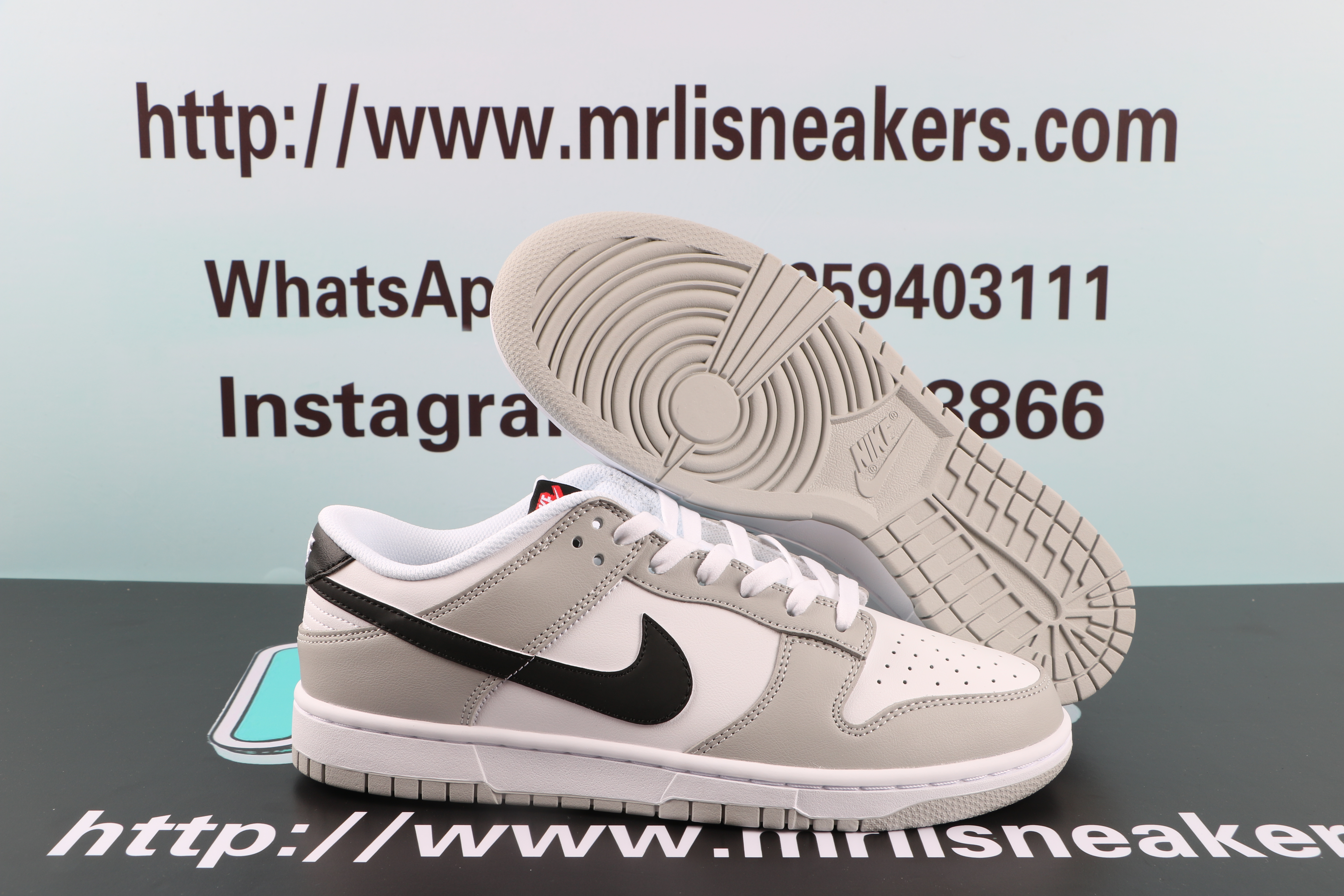 Dunk Low Retro SE grey black