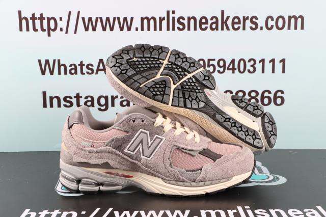 New balance 2002R Protection Pack Pink