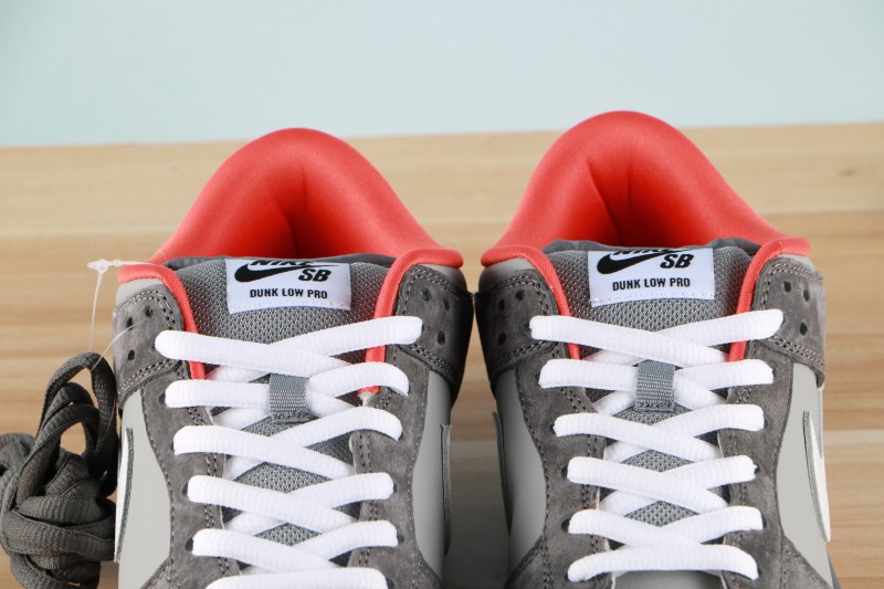 Nike Dunk SB Low Staple NYC Pigeon
