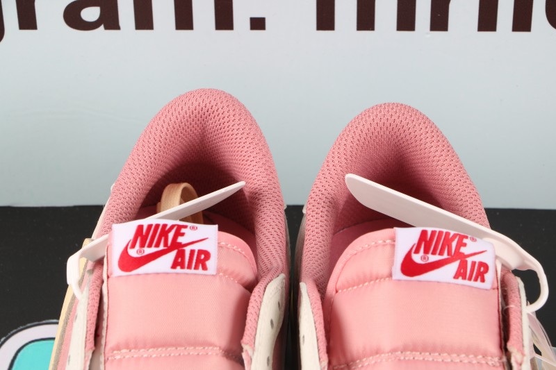 Air Jordan 1 Low OG Travis Scott Pink