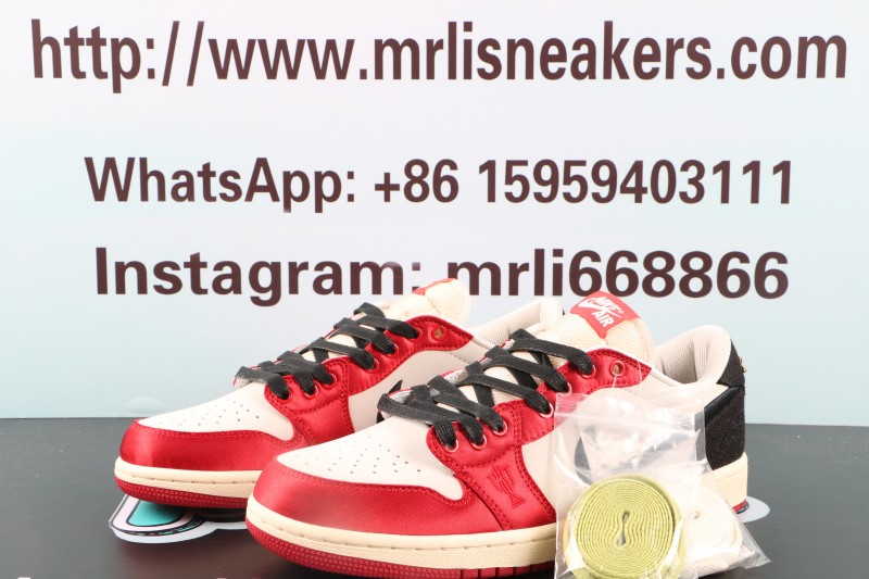 Jordan 1 Retro Low OG Trophy Room Away