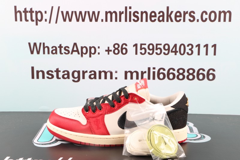 Jordan 1 Retro Low OG Trophy Room Away
