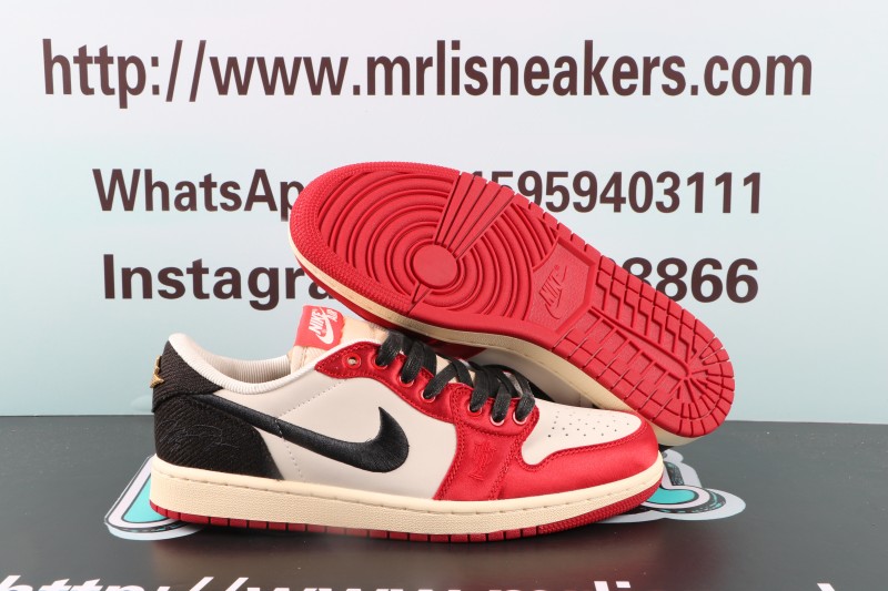 Jordan 1 Retro Low OG Trophy Room Away