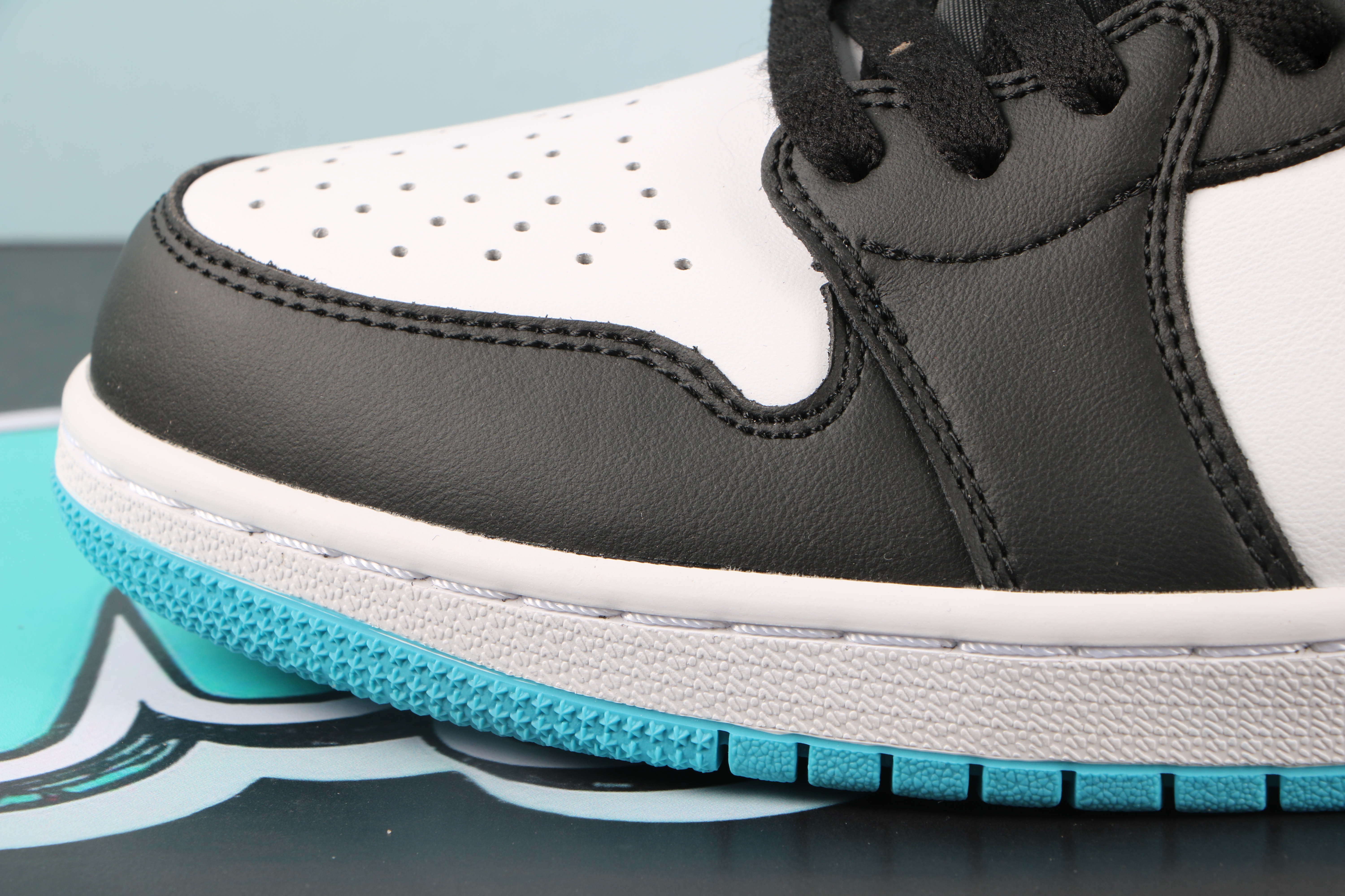 Jordan 1 Retro Low OG Black Dark Powder Blue（LJR）