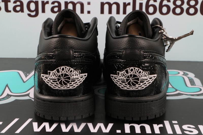 Jordan 1 Low SE Patent Elephant Black (Womens')