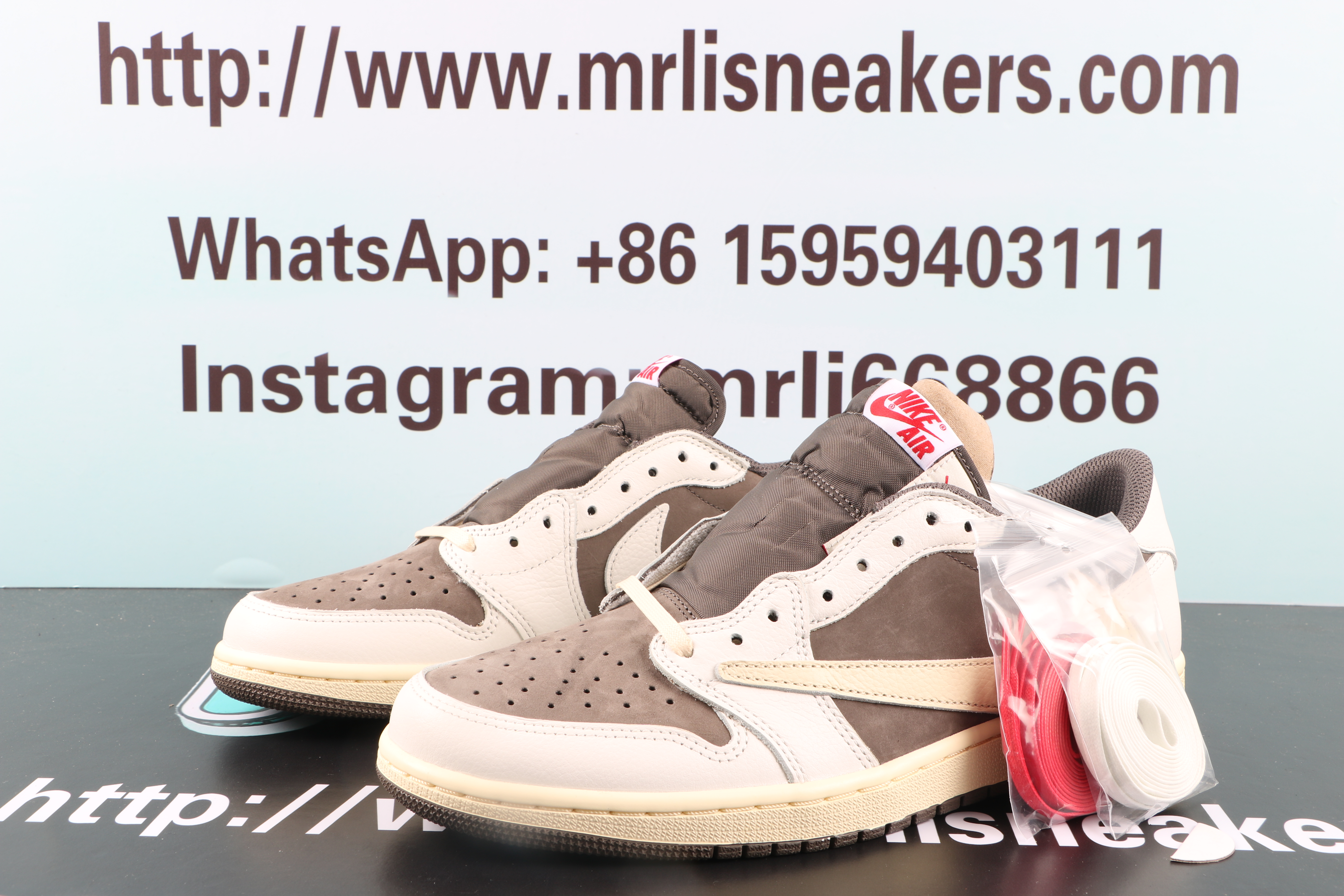 Travis Scott x Air Jordan 1 Low Mocha