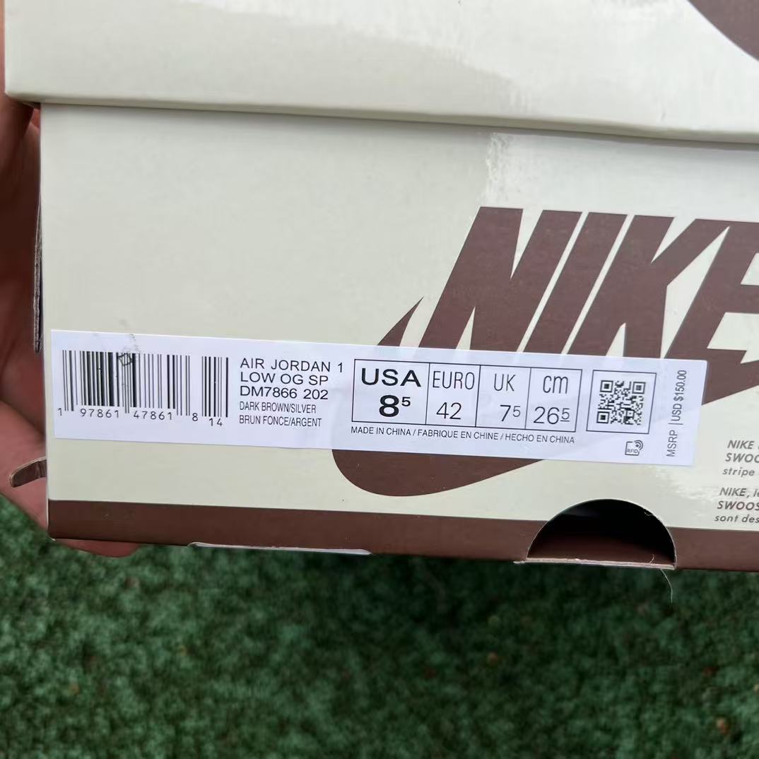Jordan 1 Low OG Travis Scott Velvet Brown