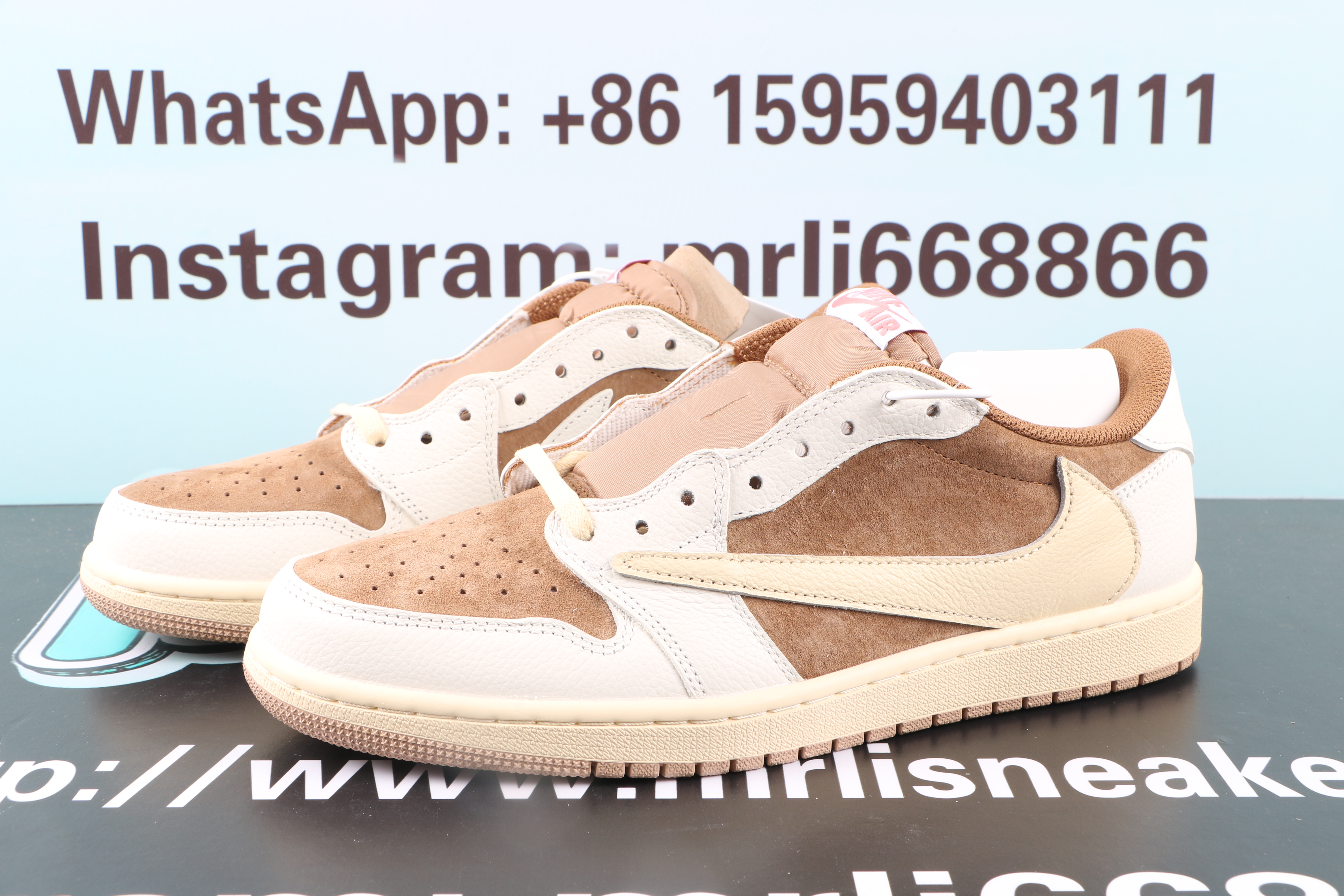 Travis Scott x Air Jordan 1 Low OG