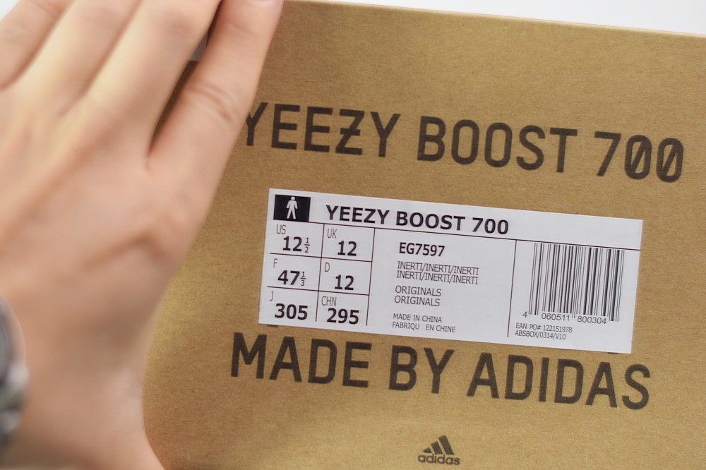Yeezy Boost 700 Inertia Yeezy Boost 700 Inertia