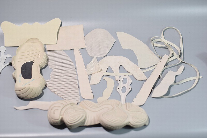 Adidas Yeezy 500 Blush Adidas Yeezy 500 Blush