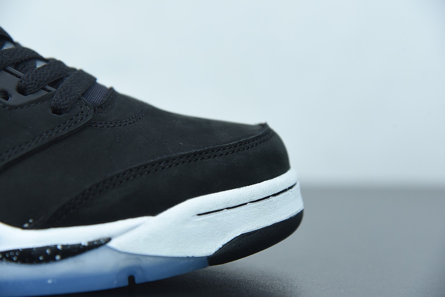 Jordan 5 Retro Moolight (2021) Jordan 5 Retro Moolight (2021)