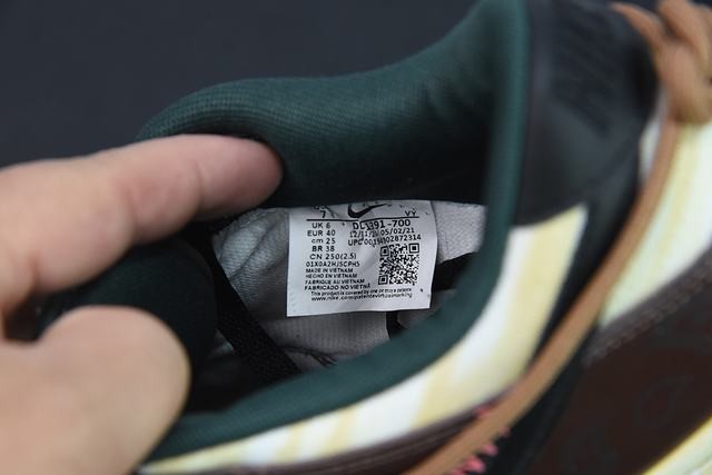 Nk SB Dunk Low Nk SB Dunk Low