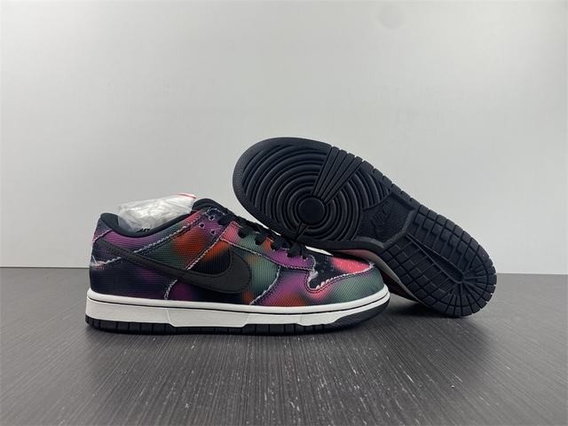 Nike Dunk Low Graffiti Pink Nike Dunk Low Graffiti Pink