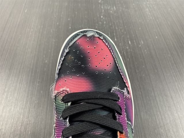 Nike Dunk Low Graffiti Pink Nike Dunk Low Graffiti Pink