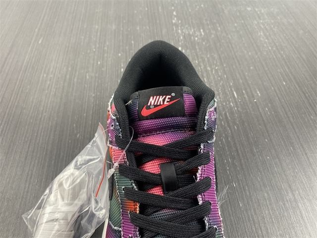 Nike Dunk Low Graffiti Pink Nike Dunk Low Graffiti Pink