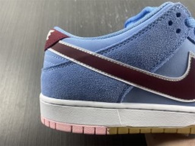Nike SB Dunk Low Valour Blue Team Maroon Nike SB Dunk Low Valour Blue Team Maroon