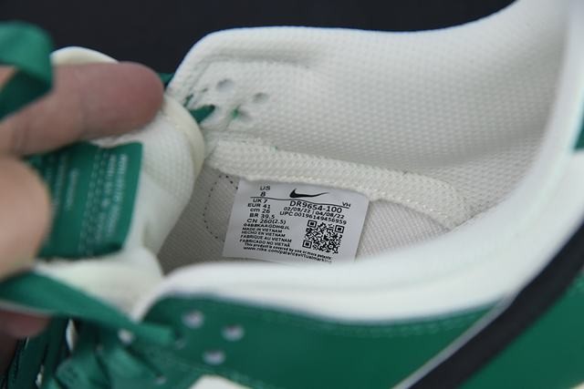 SB Dunk Low SB Dunk Low