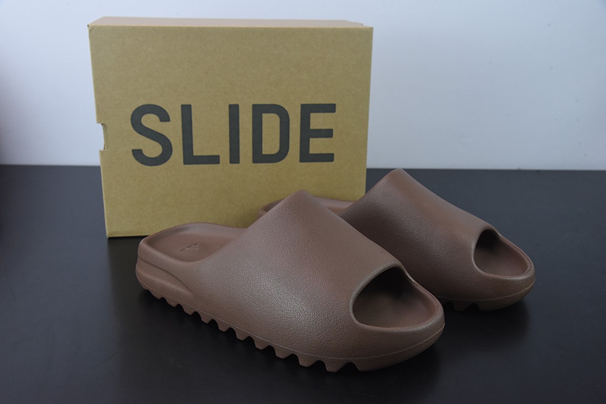 YEEZY SLIDE YEEZY SLIDE