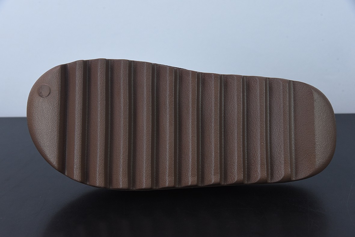 YEEZY SLIDE YEEZY SLIDE