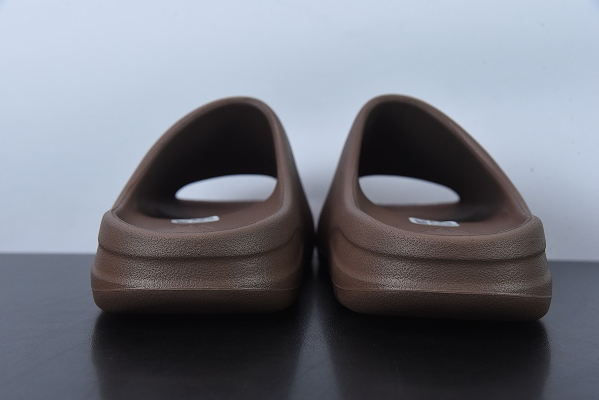 YEEZY SLIDE YEEZY SLIDE