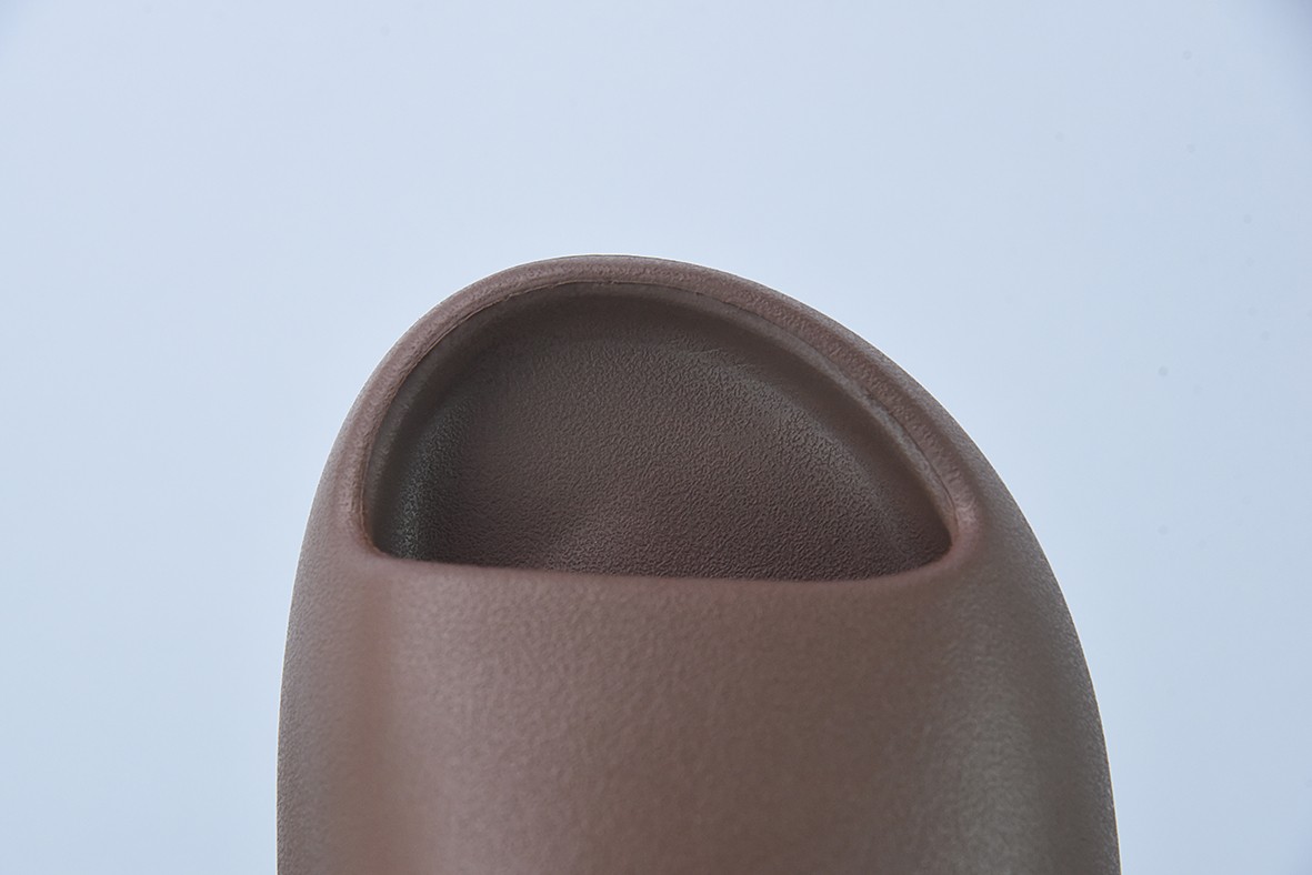 YEEZY SLIDE YEEZY SLIDE